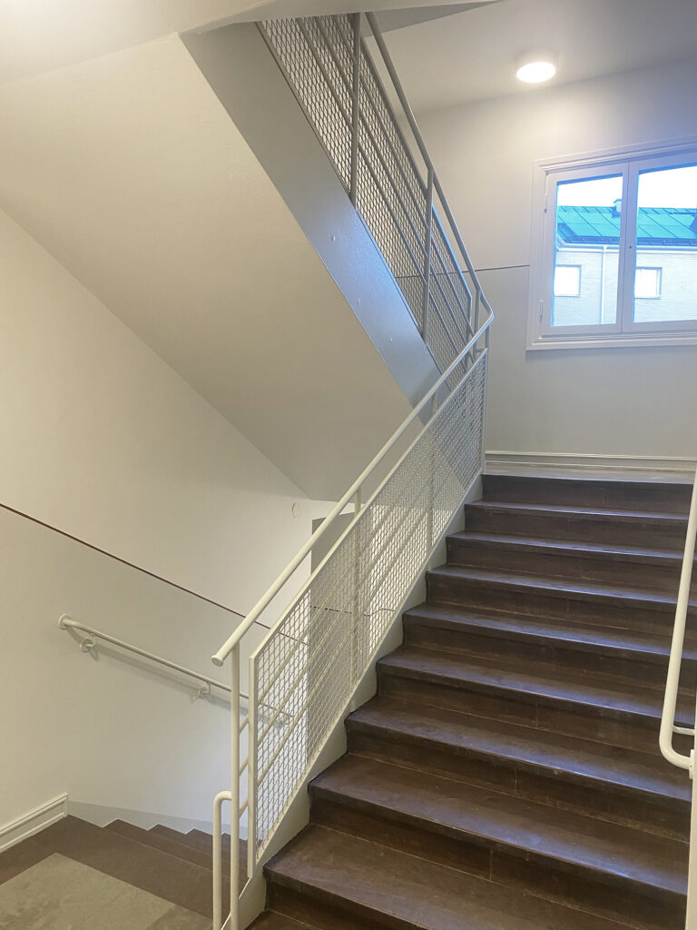 målning av trapphus kohlstad måleri söderköping